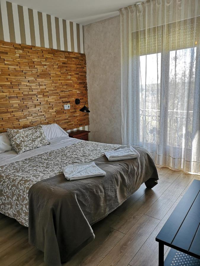 Hostal Juan Bravo Segovia Exterior foto